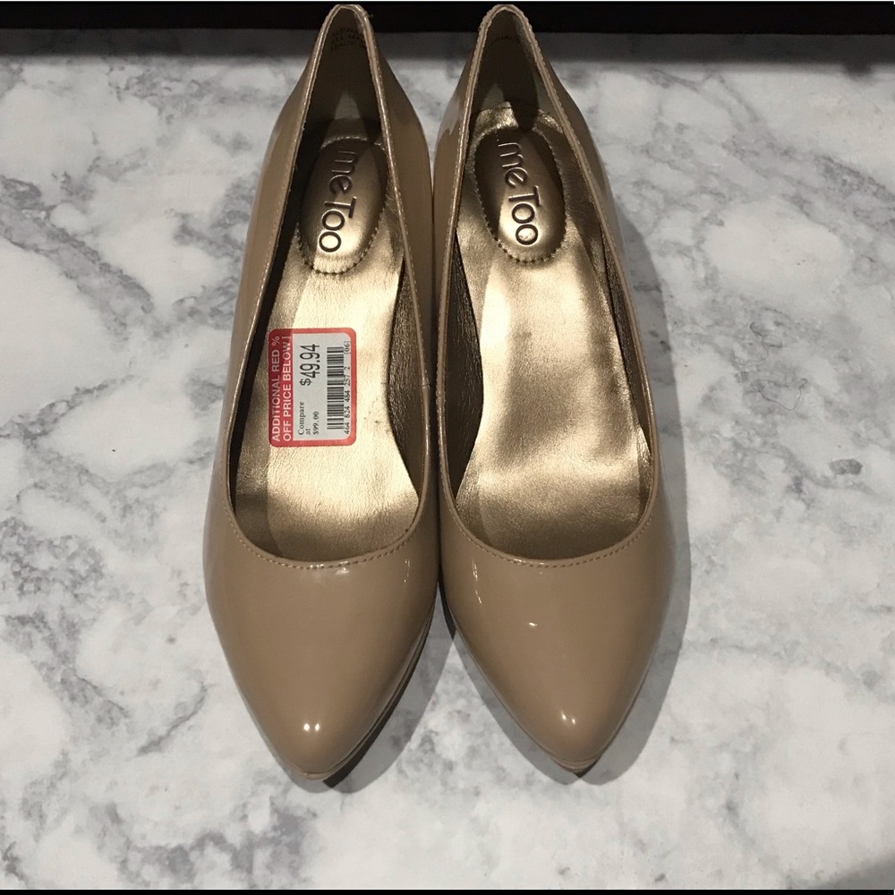Nude pointed toe kitten heel (2”) 8.5